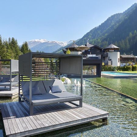 Fontis Luxury Spa Lodge Santa Maddalena in Casies Valbassa Exterior foto