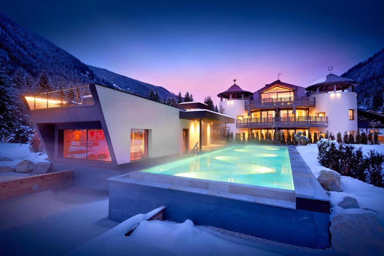 Fontis Luxury Spa Lodge Santa Maddalena in Casies Valbassa Exterior foto